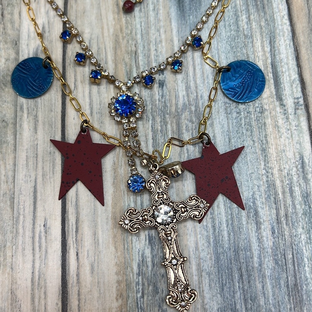 ⭐️Adorned crown patriotic July 4the star spangled layer necklace - Picture 5 of 11